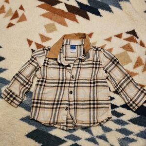 Old Navy Cream and Brown Plaid Button Down Shirt